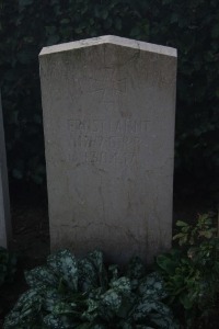 Aubigny Communal Cemetery Extension - Lahnt, Ernst